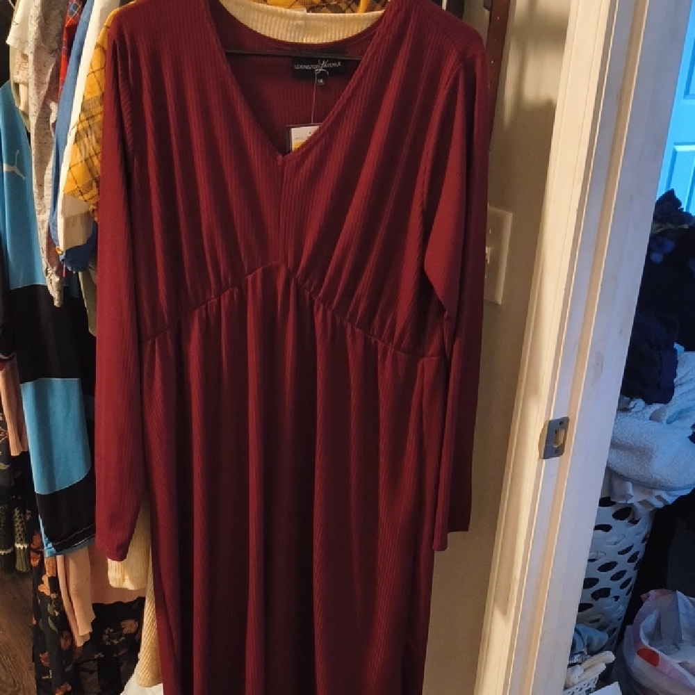 Long Sleeve V-Neck Burgundy Women's Dress